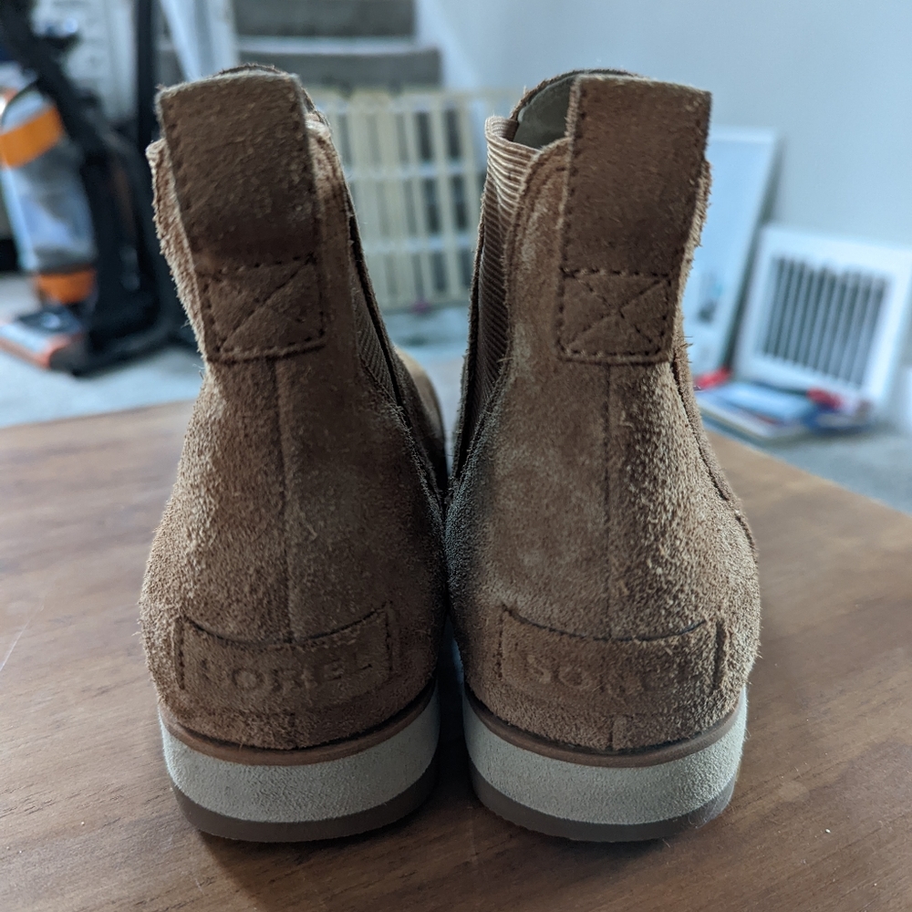 Sorel Harlow Chelsea Boots